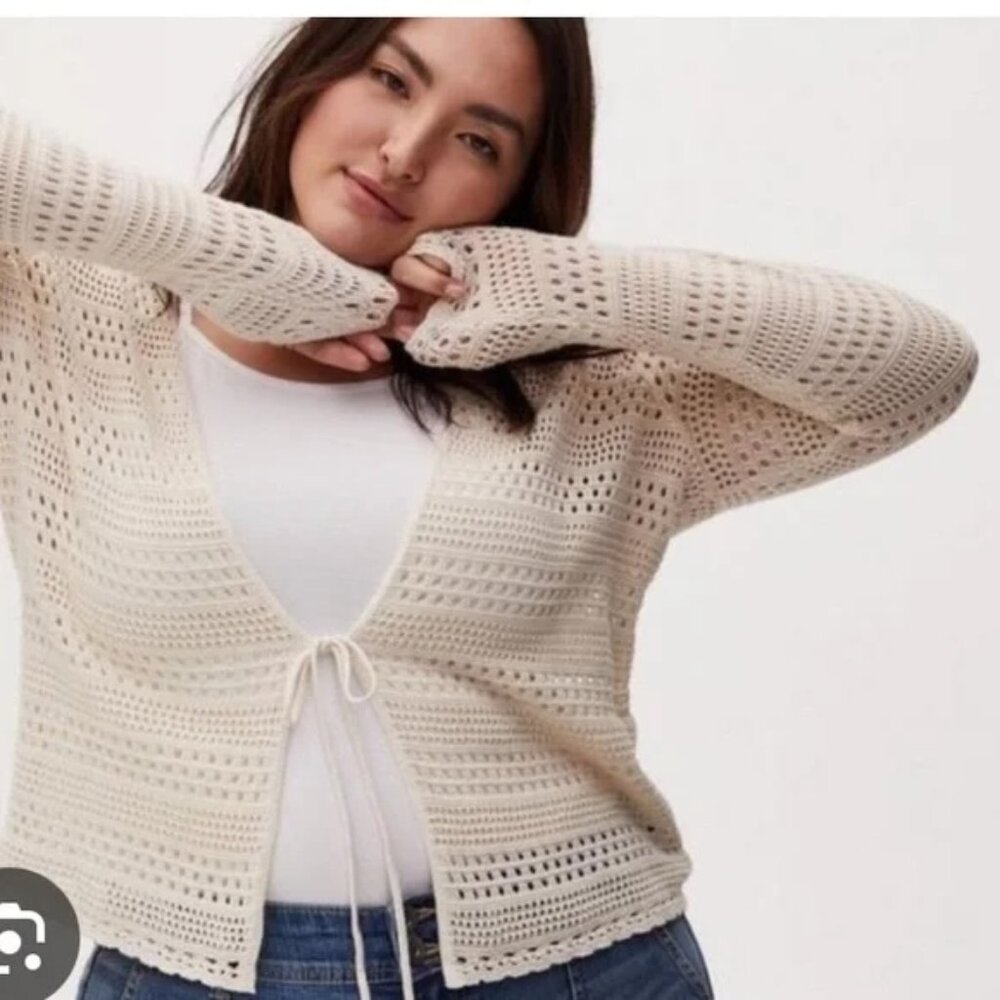 NWOT Torrid crochet lace cotton sweater bow cardigan y2k size 2 flare sleeve